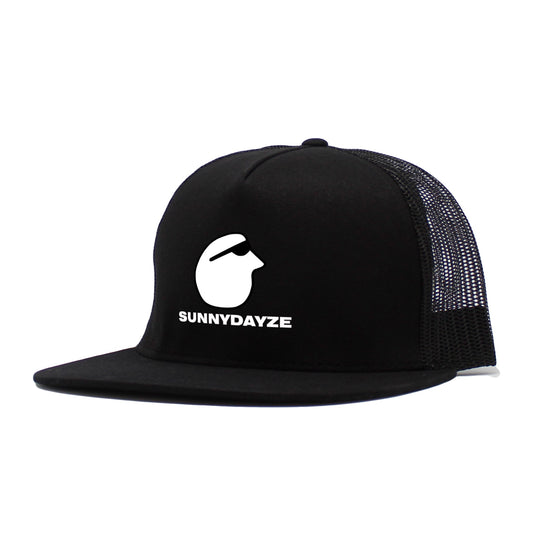 CLASSIC LOGO TRUCKER HAT